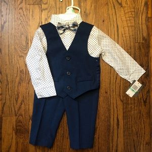 Van Heusen Boys 4 piece suit set - size 18 months